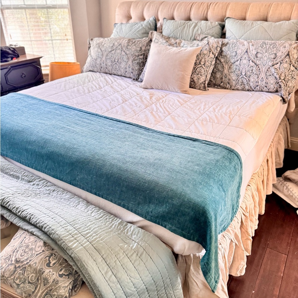 RICHLOOM Chenille Bed Runner KING Size Velvet Teal Blue Minimalist Bed Scarf